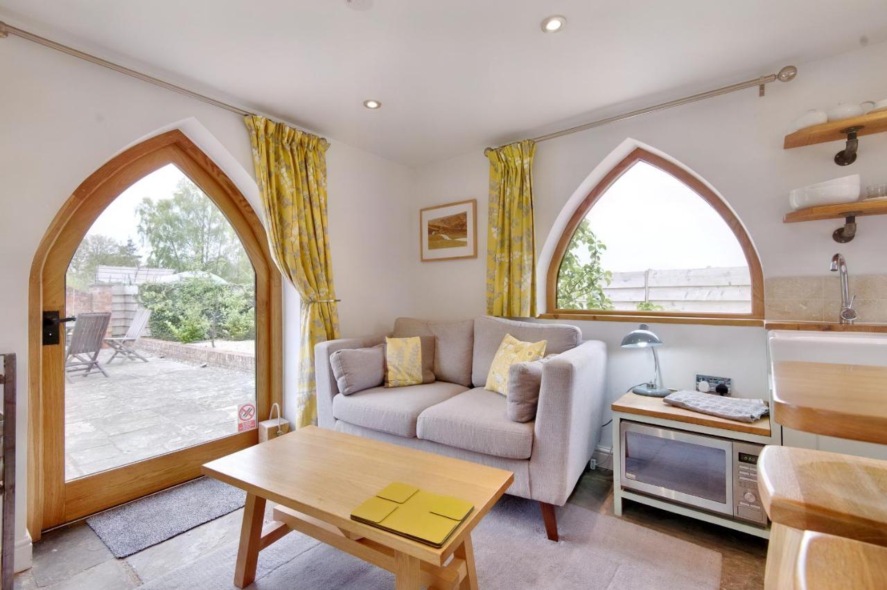 The Folly Villa Hereford Exterior photo